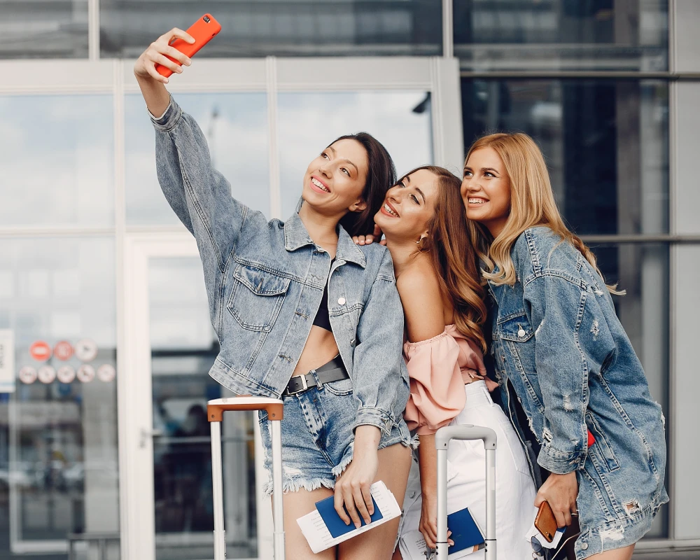 light weight suitcase